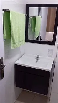 City Center Apartments Хайфа 0*,