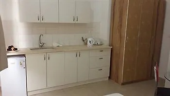 City Center Apartments Хайфа 0*,